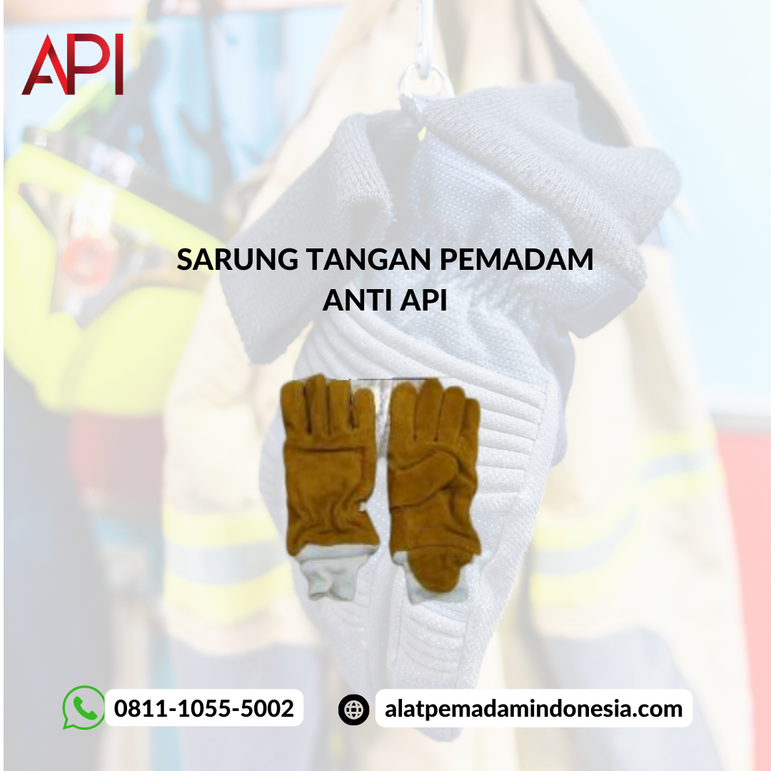 5 APD Pemadam Kebakaran yang Wajib Dipakai